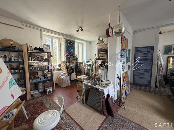 Cadre verdoyant et paisible pour cette charmante maison