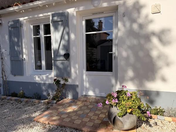 LE CHARME D'UNE MAISON VENDÉENNE, ENTRE BOURG ET OCÉAN