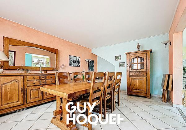 Villa 4 Chs + Double Garage et Carport - 71680 CRECHES SUR SAONE