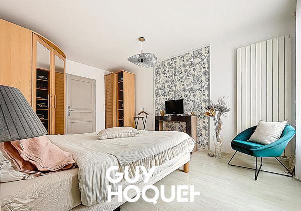 Villa 4 Chs + Double Garage et Carport - 71680 CRECHES SUR SAONE