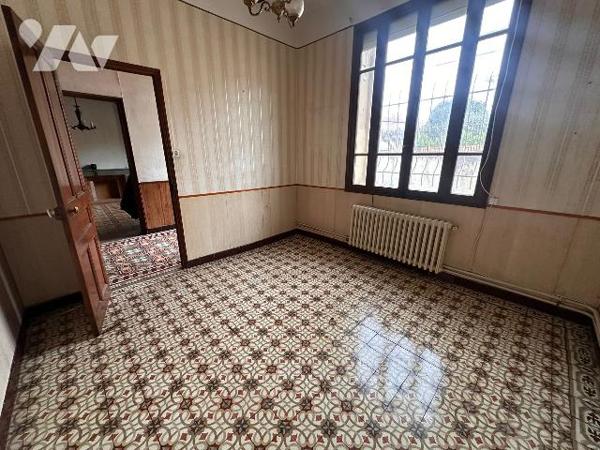 Maison 5 pièces – 3 chambres – 100 m² – Rue de Grézans, Nîmes