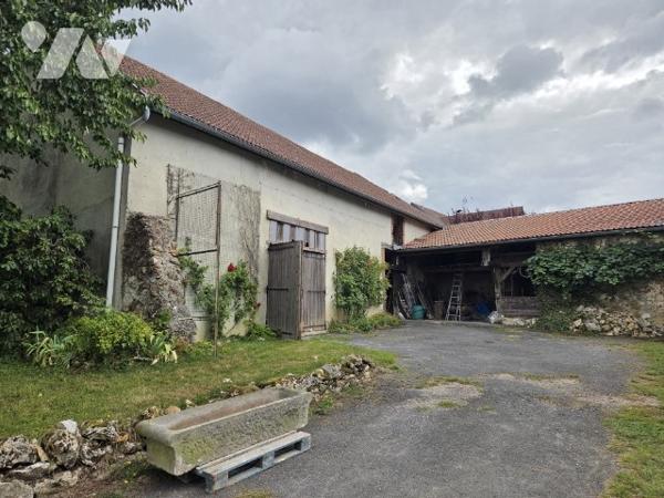 EXCLUSIVITE- A VENDRE à SERMIERS - Terrain à bâtir de 2572 m2 avec dépendances et (maison à démolir)