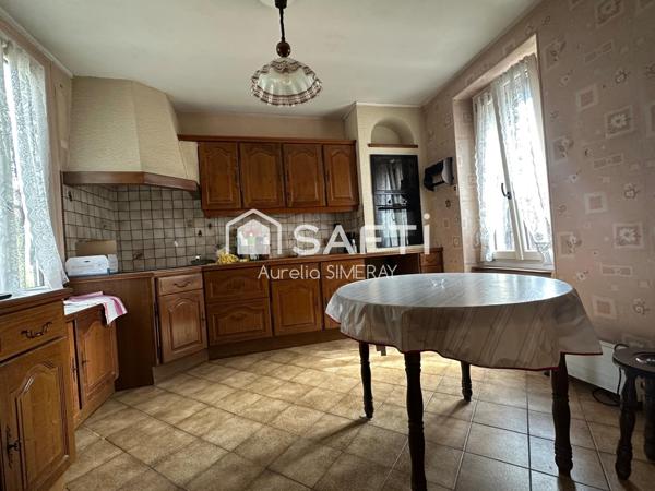 Immeuble 3 logements + garage Atelier - DIJON WILSON