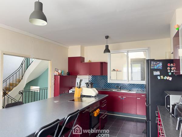 Maison 196 m² à Cholet 49300