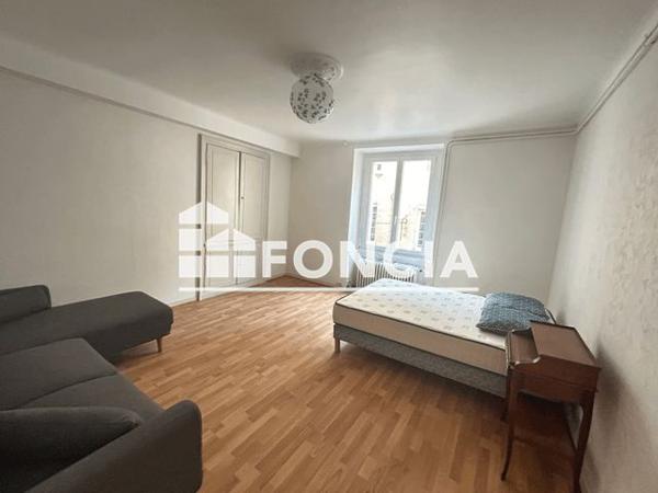 Location Appartement 2 pièces 61.07 m² - 10 PLACE DU RALLIEMENT Angers 49000