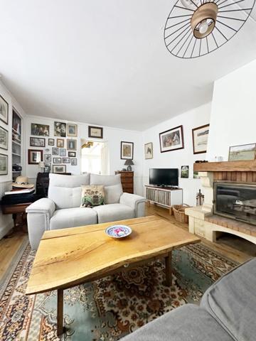 Brassac (81260) – Maison de caractère de 300 m² avec fort potentiel d'aménagement