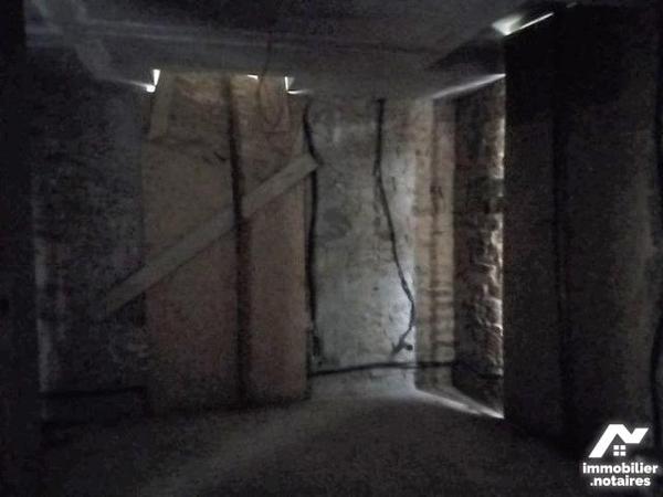 PONT AVEN maison de caractère en cours de rénovation elle se compose de trois plateaux pouvant ...