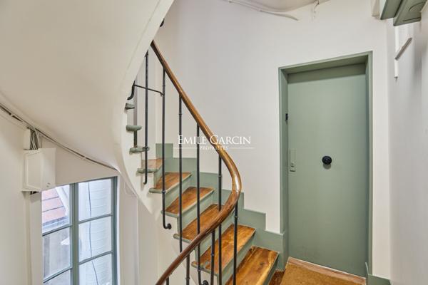 A vendre - appartement  - 32 m² - Paris - 75007 - Saint Thomas d'Aquin