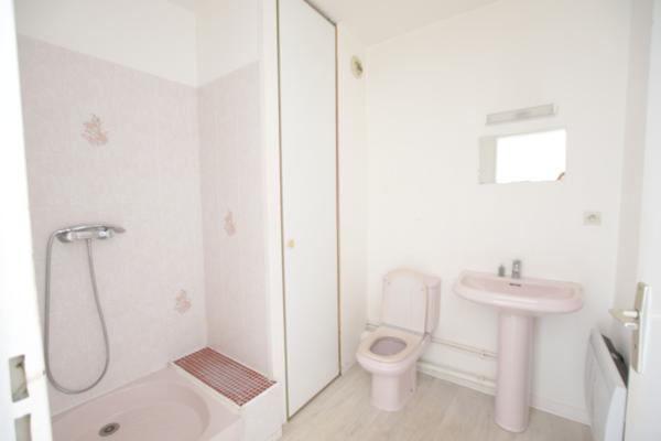 Appartement Orleans 1 pièce(s) 19 m2 - CAVE et BALCON