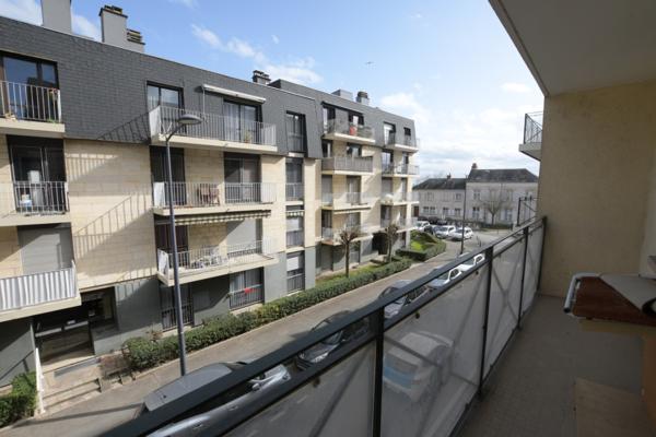 Appartement Orleans 1 pièce(s) 19 m2 - CAVE et BALCON