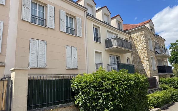 Appartement à vendre    3 pièces • 64,04 m2 Trappes