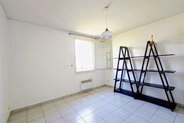 Maison
         4 pièces
        - 82 m² 319 000 € *