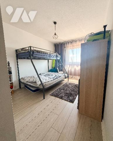 APPARTEMENT 94M² 3 CHAMBRES à  RILLEUX LA PAPE