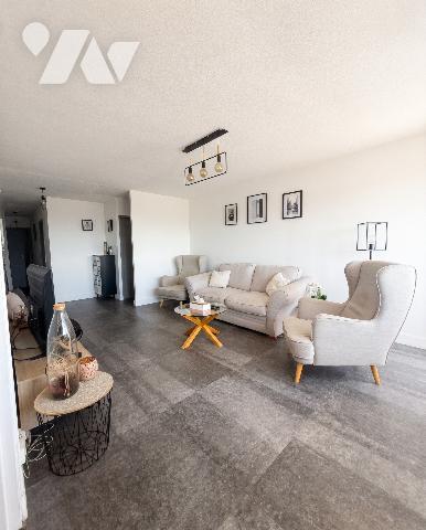 APPARTEMENT 94M² 3 CHAMBRES à  RILLEUX LA PAPE