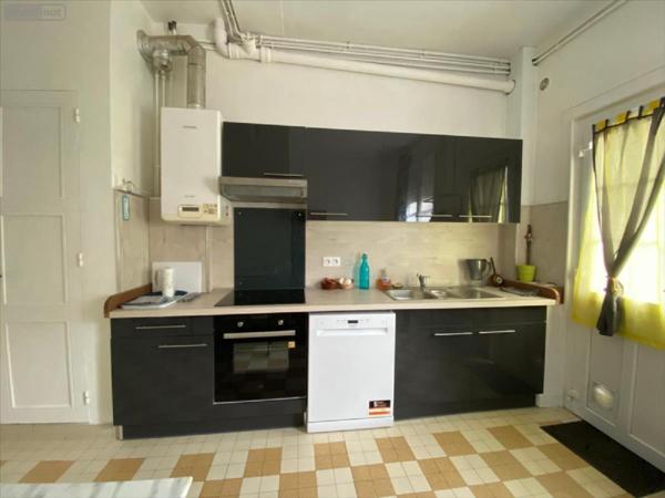 Immeuble à vendre à Beaumont-le-Roger dans l'Eure (27170), ref : 27046-1017258