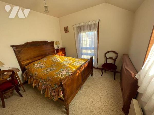 Maison à Vendre à Saint-Pol-sur-Ternoise (62130) en Pas-de-Calais (62)
Cette maison, construit...