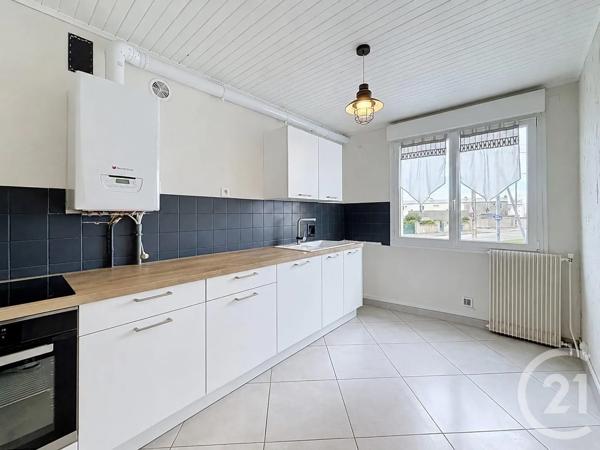 Appartement T5 à vendre  5 pièces - 85,03 m 2   BREST  - 29