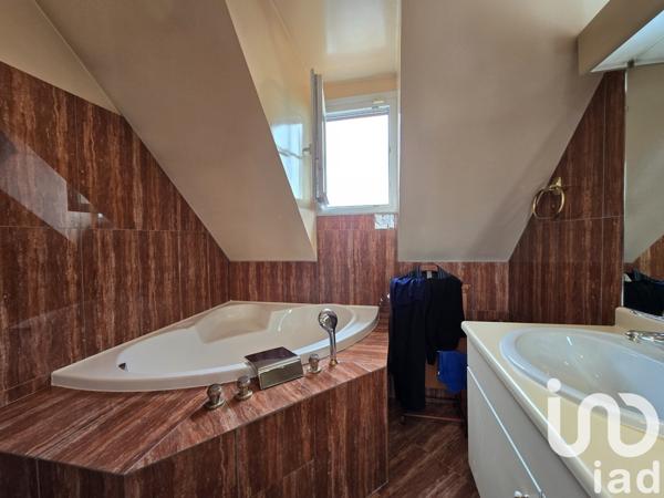 Maison à vendre 8 pièces 219 m² Marolles-en-Brie