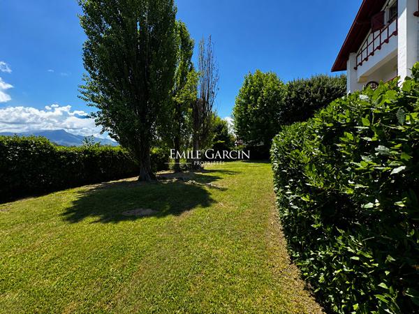 À vendre - Appartement -Saint-Jean-de-Luz  centre - proche plage - stationnement
