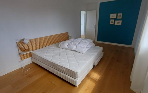 Maison à louer    4 pièces • 195,37 m2 Arbonne