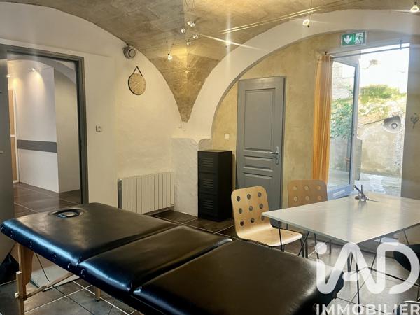 Murs commerciaux  à vendre 77 m² Uzès