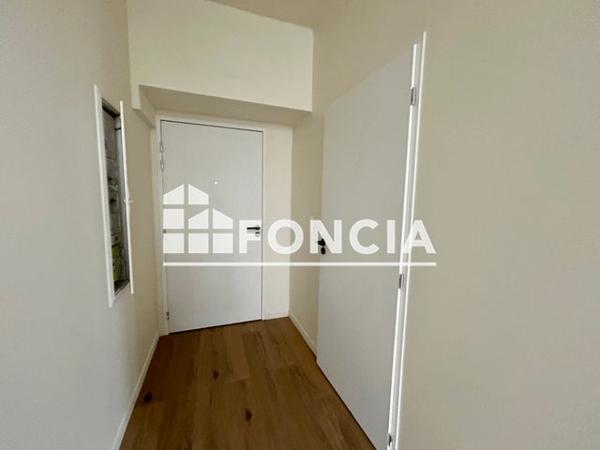 Location Studio 39 m² - LA CASERNE CORBINEAU Laval 53000