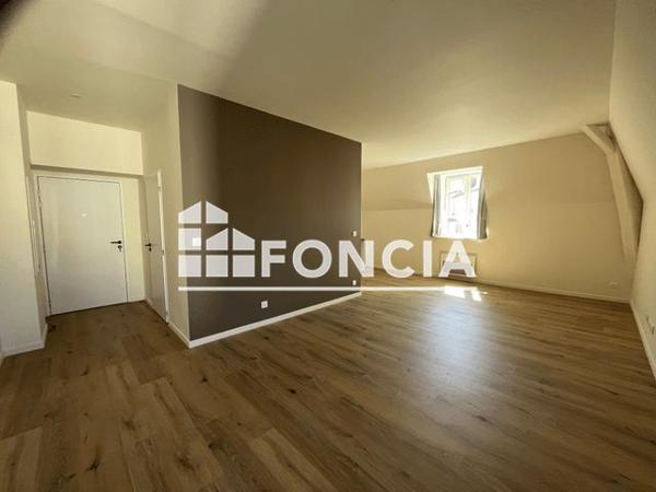 Location Studio 39 m² - LA CASERNE CORBINEAU Laval 53000