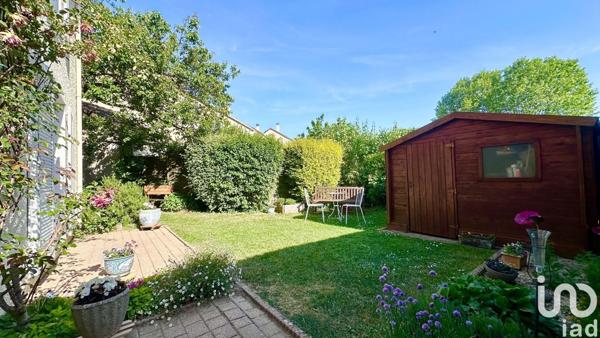 Maison 5 pièces de 120 m² à Élancourt (78990)