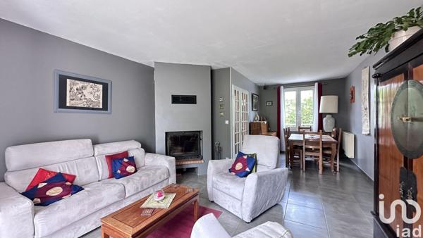 Maison 5 pièces de 120 m² à Élancourt (78990)