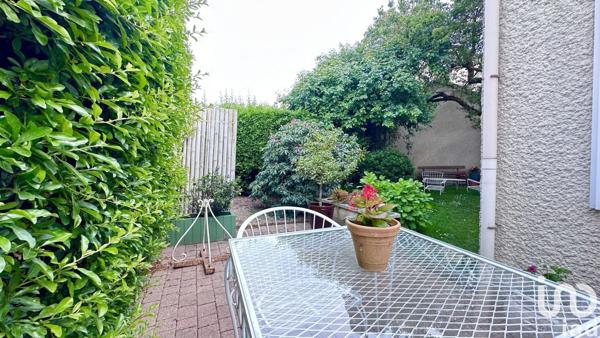 Maison 5 pièces de 120 m² à Élancourt (78990)