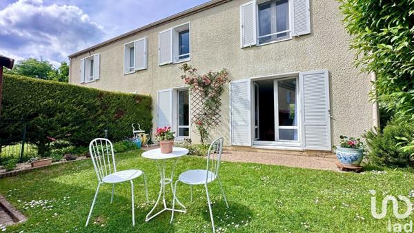 Maison 5 pièces de 120 m² à Élancourt (78990)