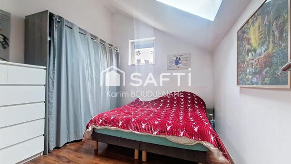 Grande pièce à vivre, 2 chambres, jardin, parkings