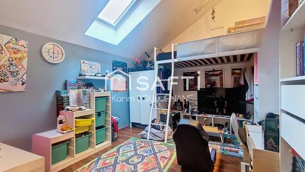 Grande pièce à vivre, 2 chambres, jardin, parkings