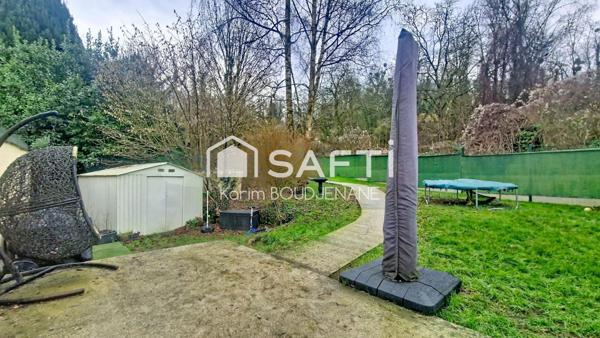 Grande pièce à vivre, 2 chambres, jardin, parkings