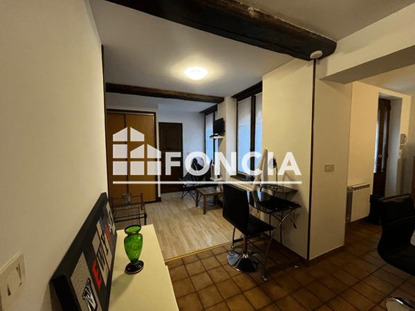 Location Appartement meublé 2 pièces 38.45 m² - 13 RUE DE LA PAIX Charleville-mezieres 08000