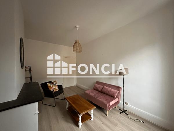 Location Appartement meublé 2 pièces 33.08 m² - 46 RUE DU MOULIN Charleville-mezieres 08000