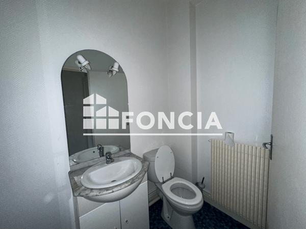Location Appartement meublé 2 pièces 33.08 m² - 46 RUE DU MOULIN Charleville-mezieres 08000