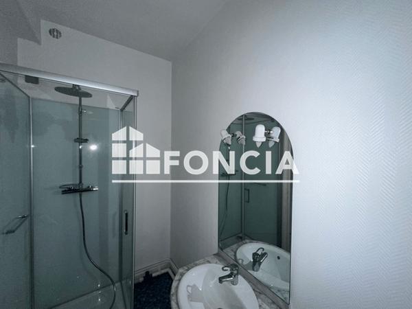 Location Appartement meublé 2 pièces 33.08 m² - 46 RUE DU MOULIN Charleville-mezieres 08000