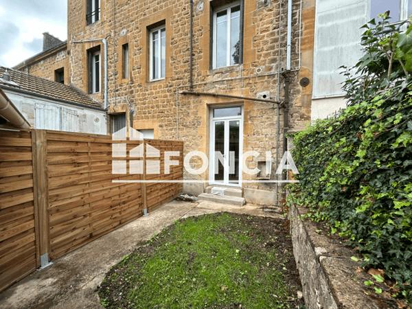 Location Studio meublé 27.4 m² - 8 RUE VOLTAIRE Charleville Mezieres 08000