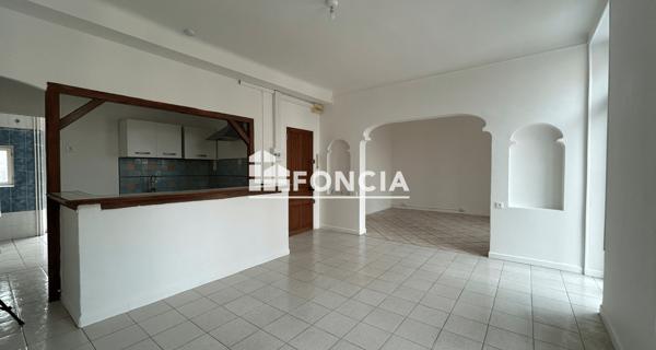 Location Appartement 3 pièces 59.1 m² - Cavaillon 84300