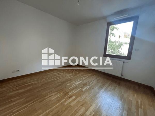 Location Appartement 2 pièces 45.2 m² - 24 RUE MAURICE BOUCHOR Lyon 69007