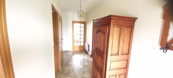 Maison néo-bretonne. Vue mer. Cinq chambres. Terrain de plus de 4000m2.
