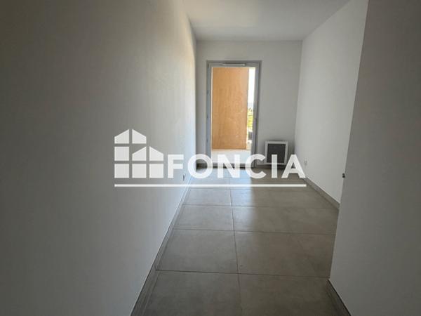 Location Appartement 4 pièces 88.46 m² - Trets 13530