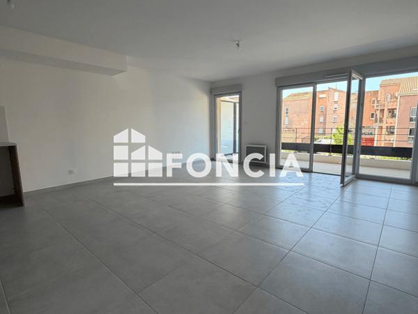 Location Appartement 4 pièces 88.46 m² - Trets 13530