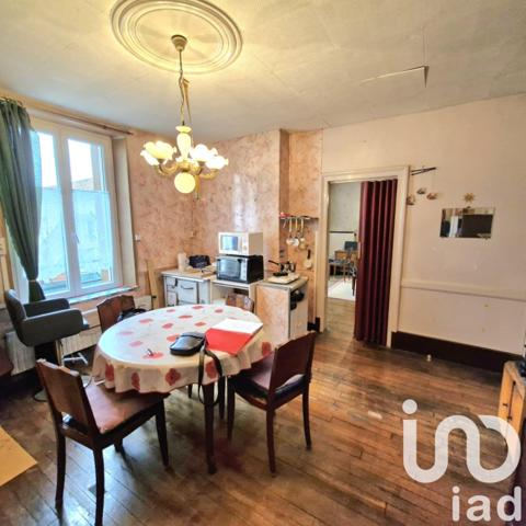 Maison 7 pièces de 264 m² à Vaucouleurs (55140)