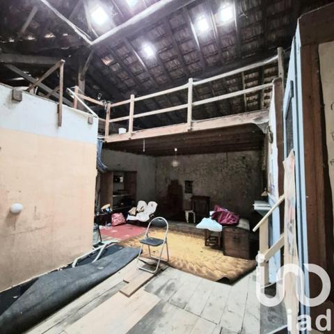 Maison 7 pièces de 264 m² à Vaucouleurs (55140)