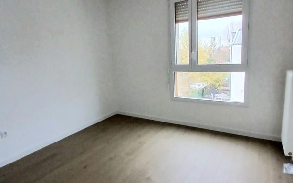 Appartement à louer    5 pièces • 94,29 m2 Bondy