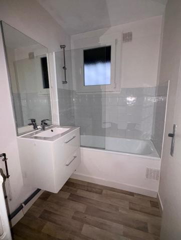 A vendre un appartement de type 1 de 40m2 à Vendeuvre sur Ba