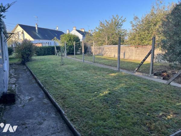 DONGES - Centre / Maison 4 chambres  à rénover 97 m²