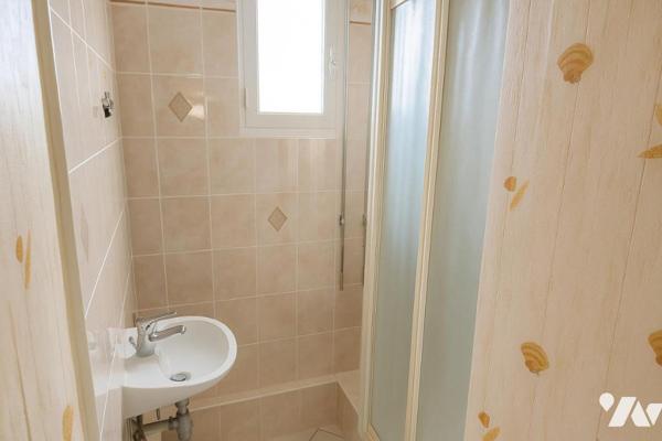 DONGES - Centre / Maison 4 chambres  à rénover 97 m²